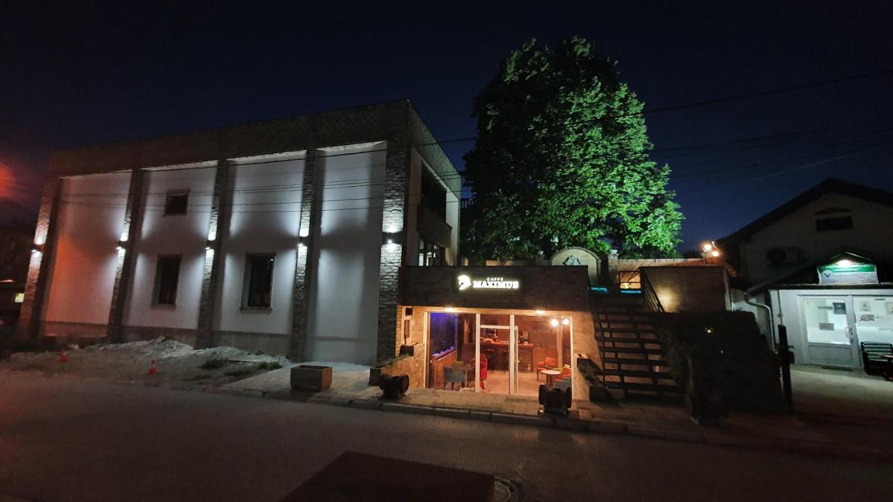Castello Inn Smederevska Palanka Exterior photo